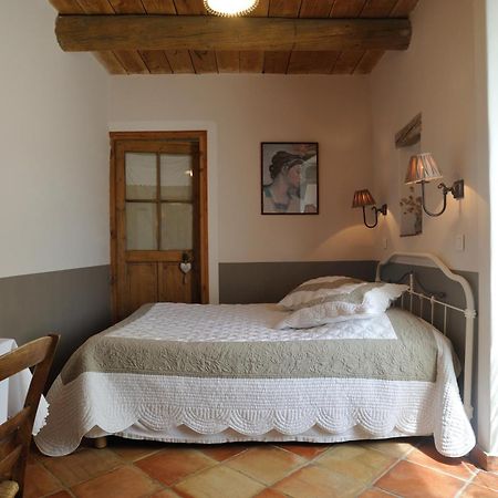 Chambres D'Hotes Domaine Des Machottes Grans Bagian luar foto