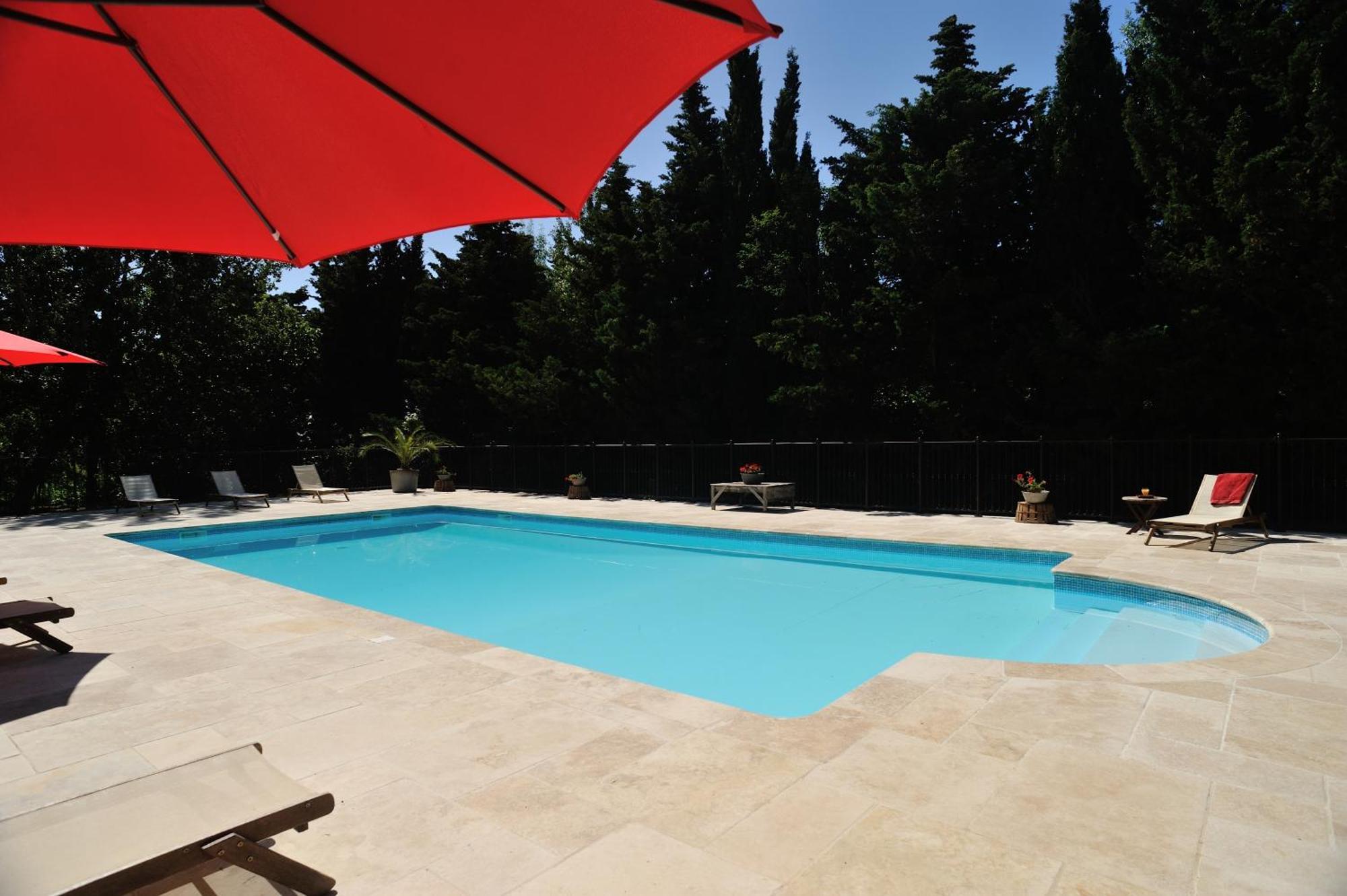 Chambres D'Hotes Domaine Des Machottes Grans Bagian luar foto