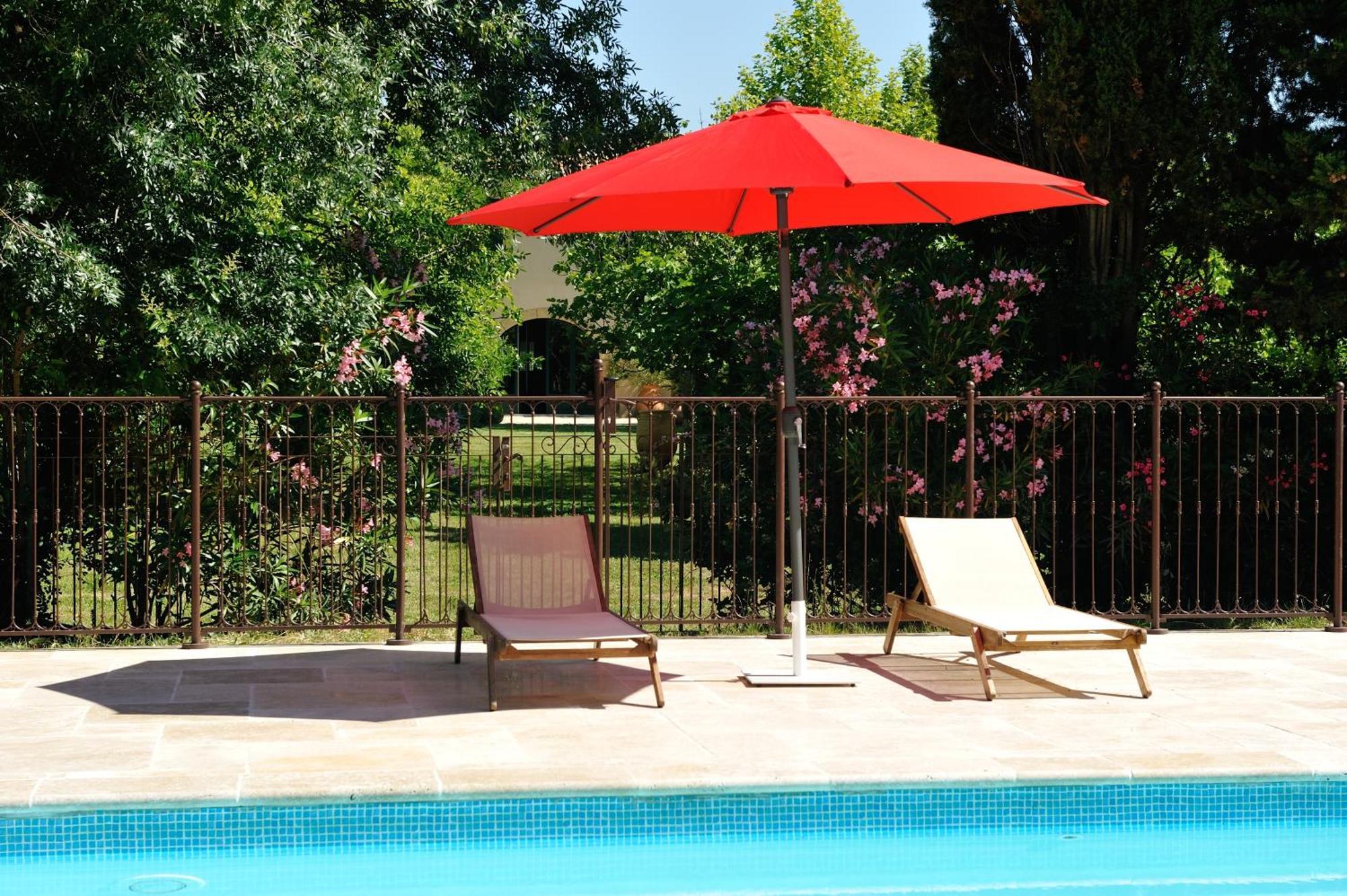 Chambres D'Hotes Domaine Des Machottes Grans Bagian luar foto